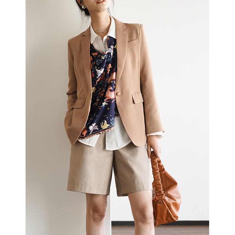 Veste de tailleur pour femmes avec foulard imprimé coloré Chic und Stil