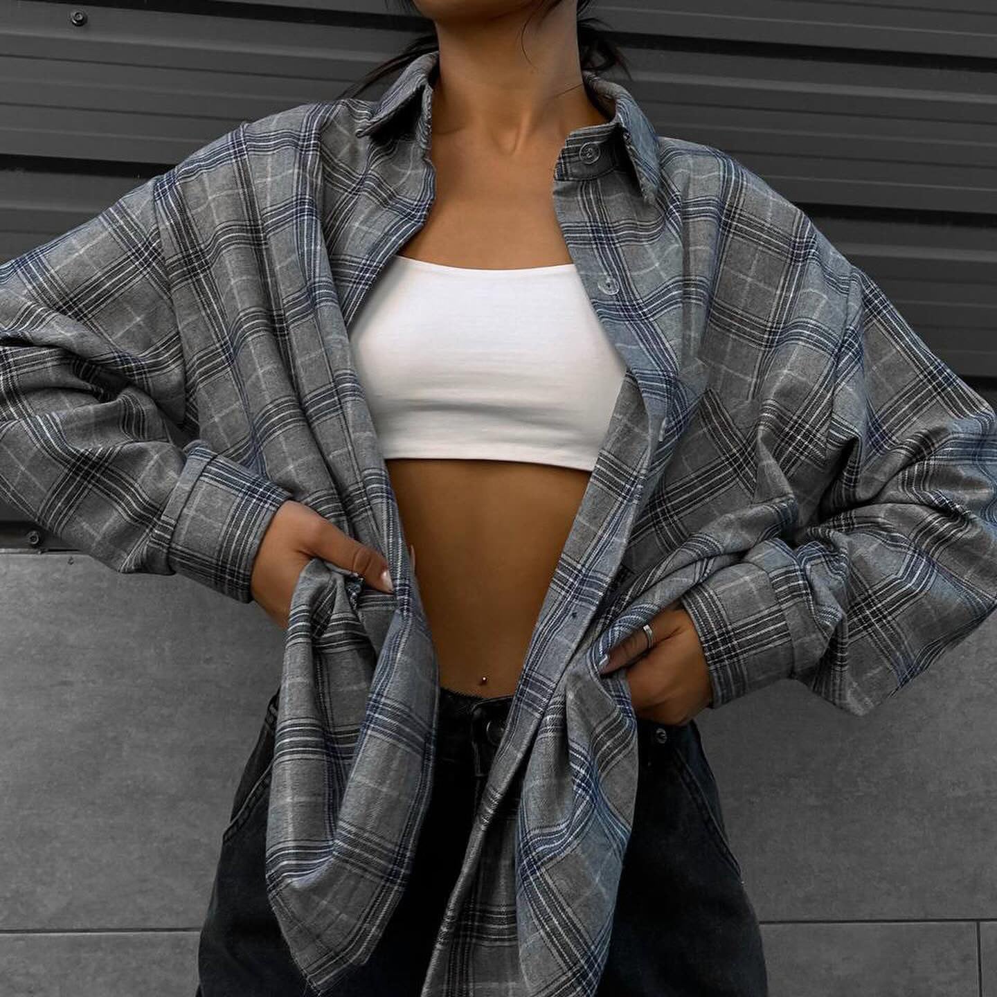 Chemise à carreaux pour femmes dans une coupe oversize décontractée Chic und Stil