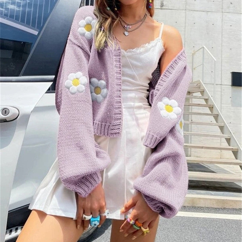 Cardigan court en tricot pour femmes avec un motif floral fantaisiste Chic und Stil