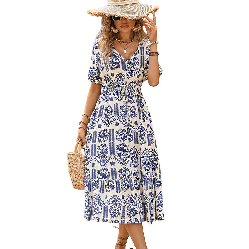 Robe midi femme avec taille à cordon et motif floral Chic und Stil