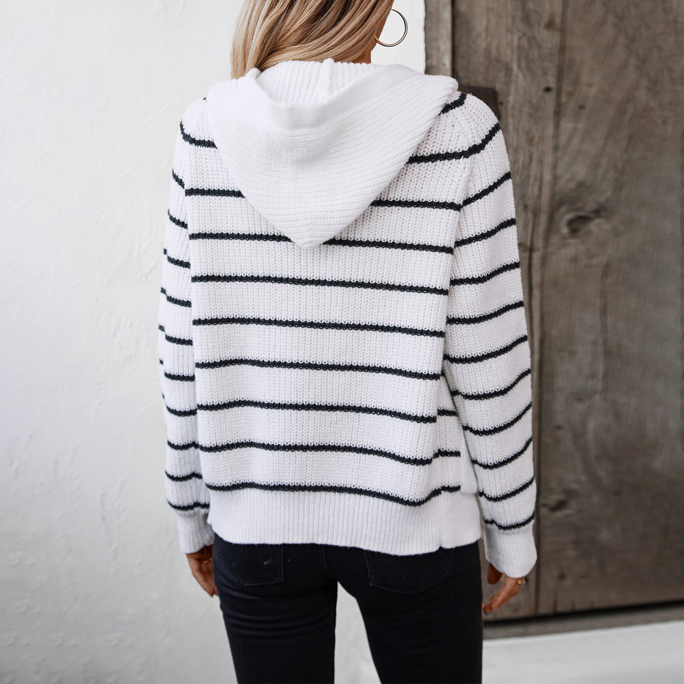 Veste à rayures pour femmes avec capuche et poches Chic und Stil