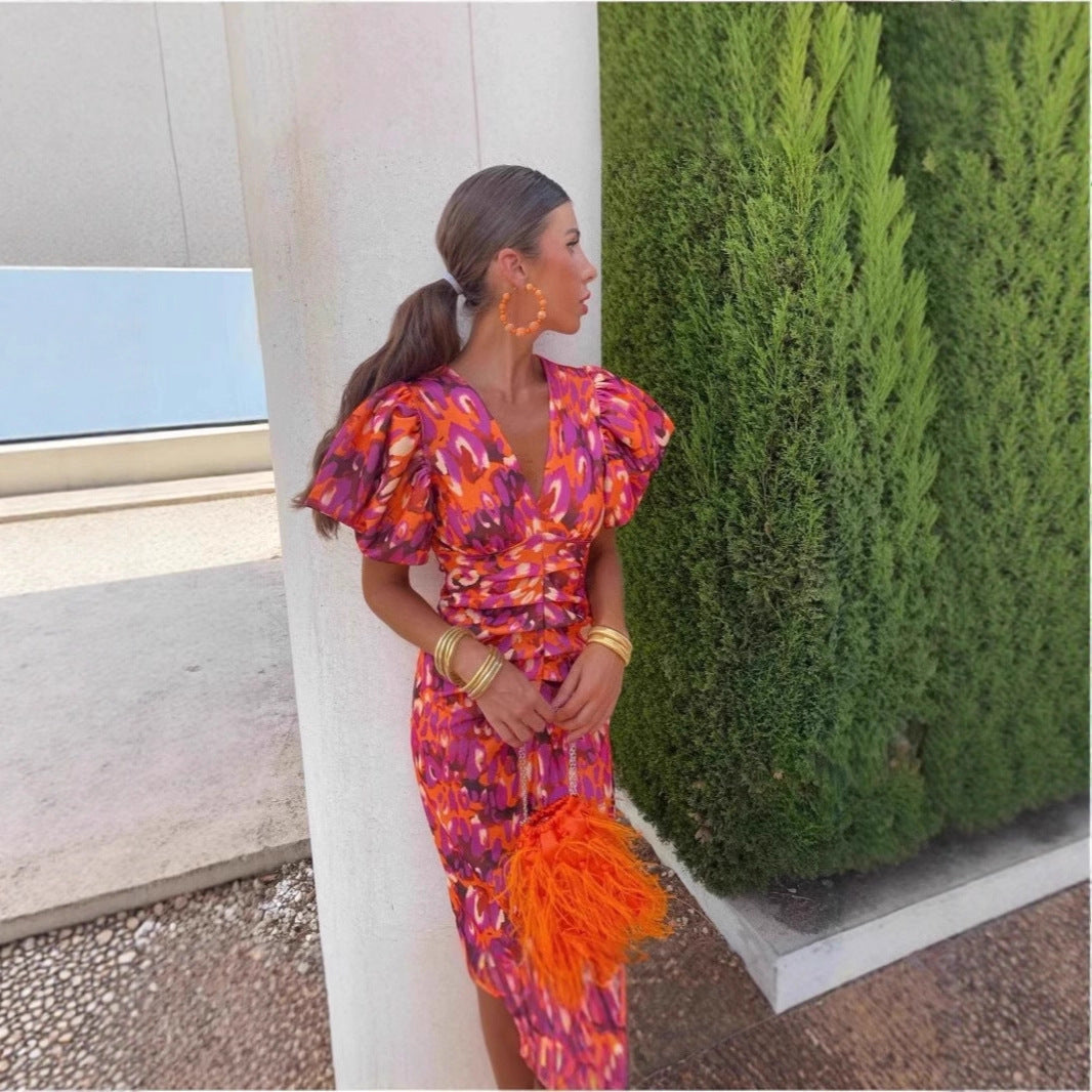 Robe midi femme avec des manches bouffantes excitantes et un décolleté en V profond Chic und Stil