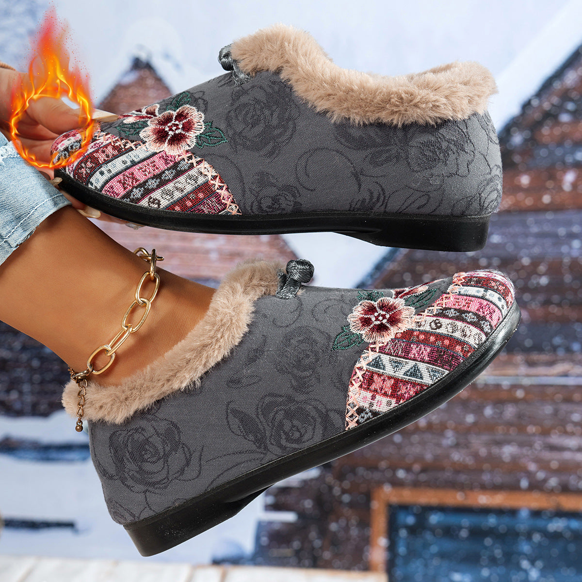 Chaussons pour femme avec doublure douce et design floral à la mode Chic und Stil