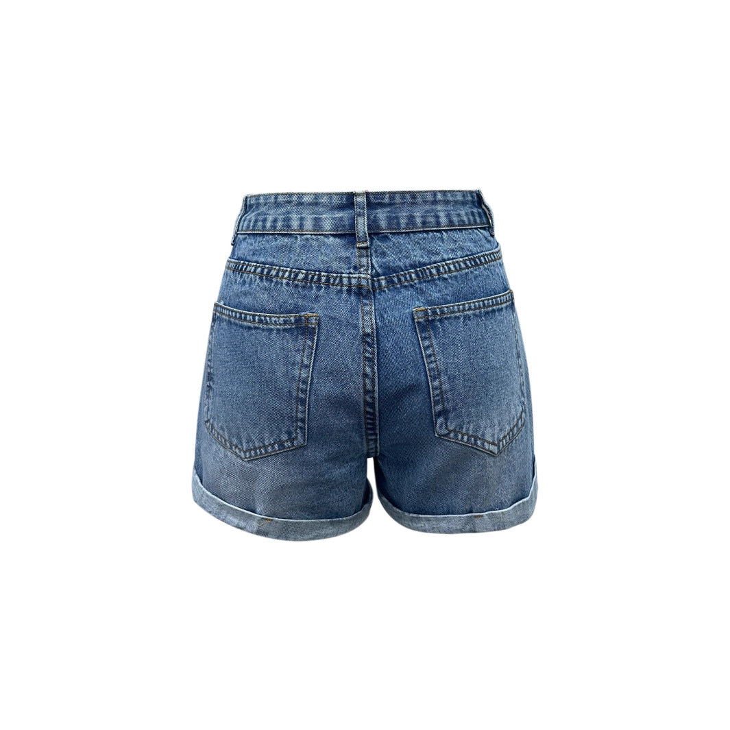 Shorts en denim pour dames en look usé avec des détails destroyés frappants Chic und Stil