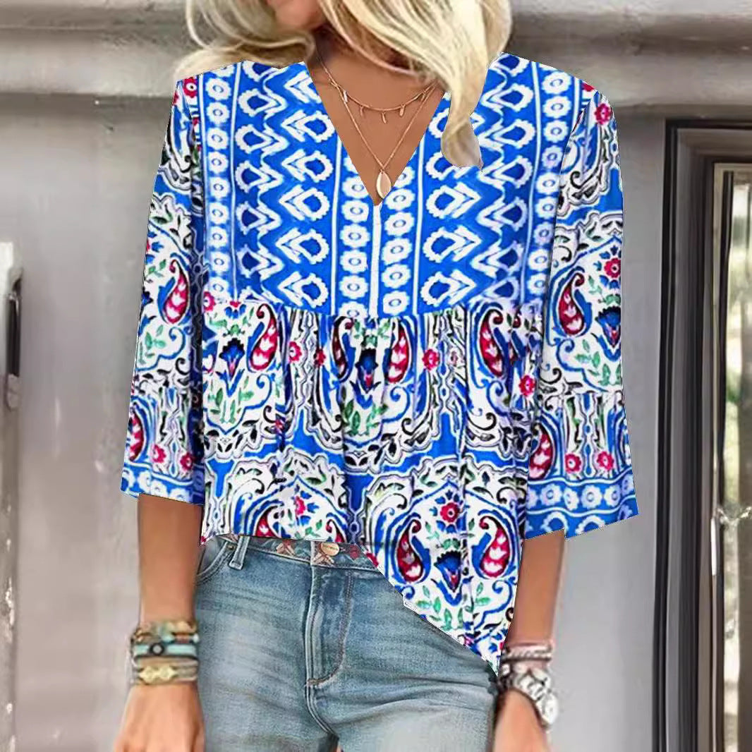 Tunique femme avec un design asymétrique original et un motif floral Chic und Stil
