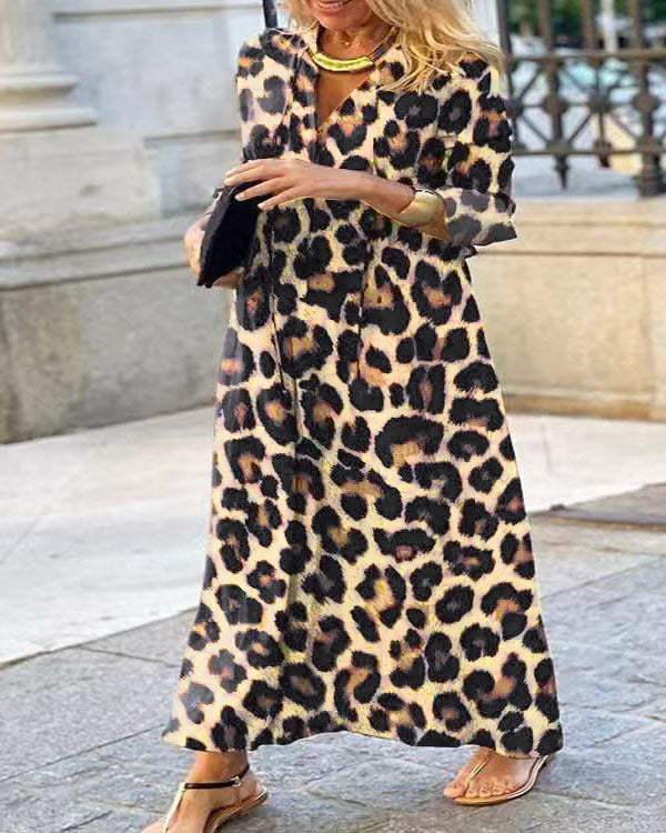 Robe maxi femme avec un motif léopard tendance et un design élégant à enrouler Chic und Stil