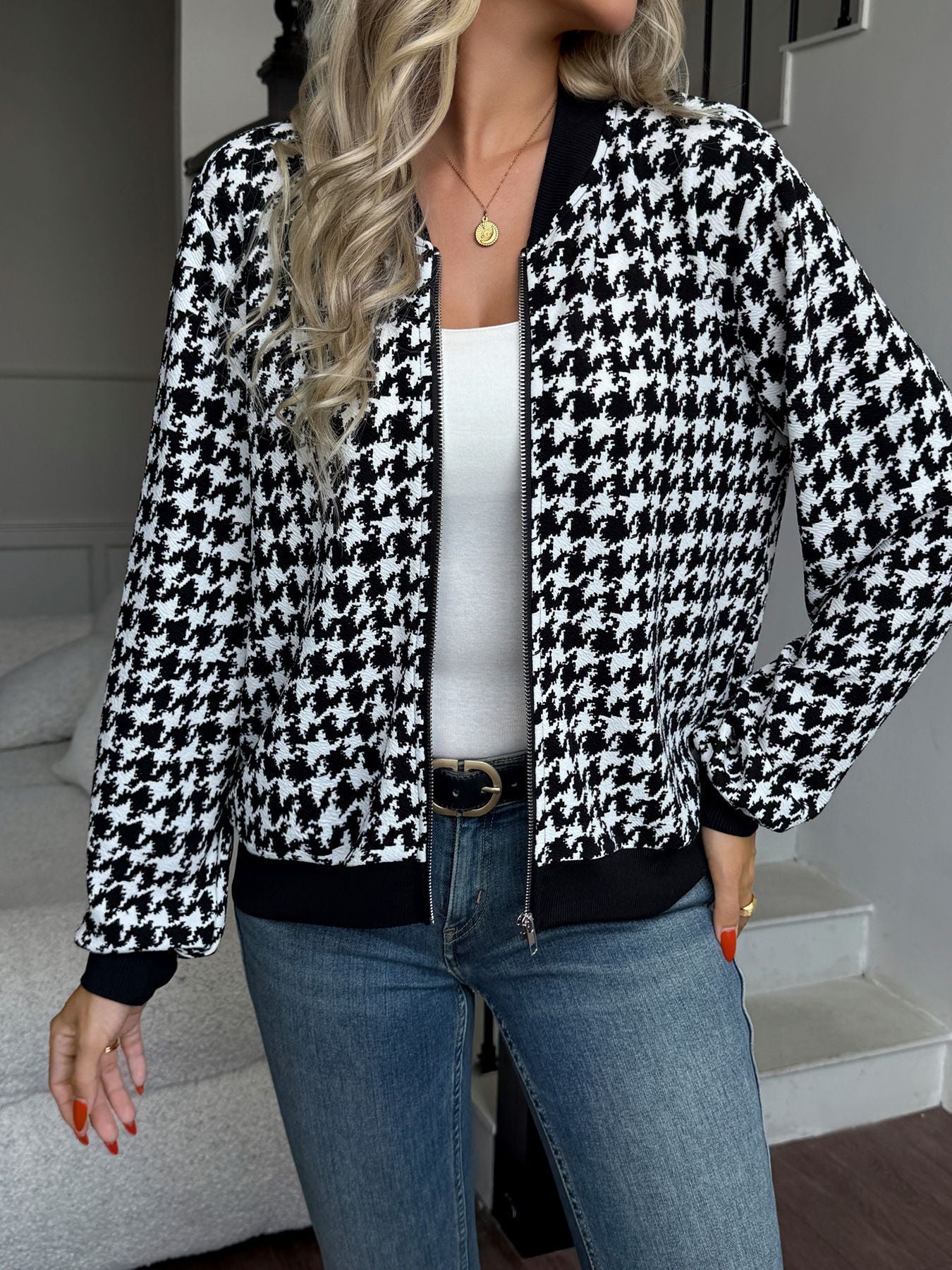 Bomber jacket femme à la mode avec motif pied-de-poule classique Chic und Stil
