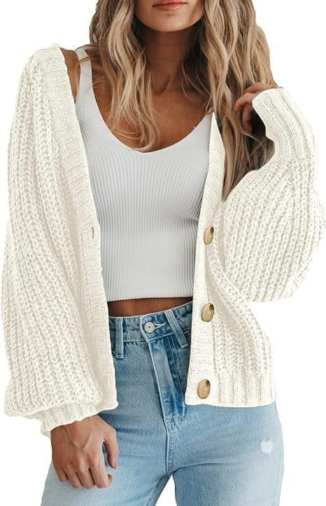 Cardigan en maille épaisse pour femme avec détails en bouton et coupe ample Chic und Stil