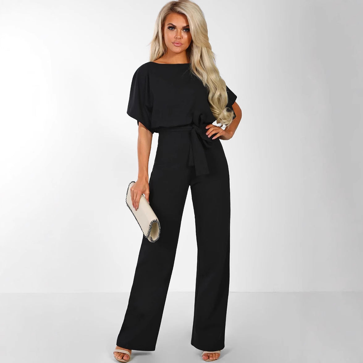 Salopette large pour femmes avec une ceinture stylée Chic und Stil