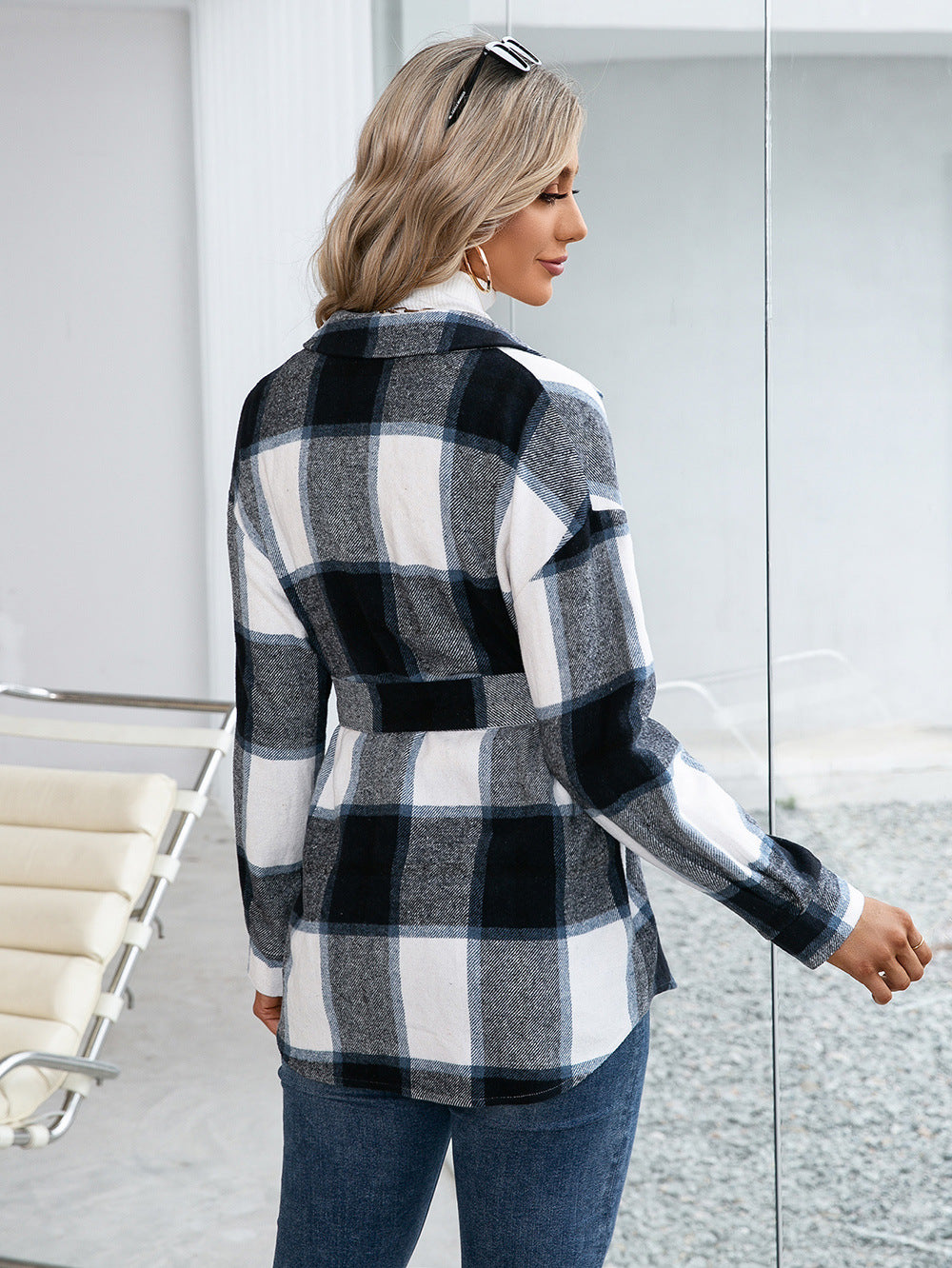 Chemise à carreaux pour femmes avec poches et coupe tendance Chic und Stil