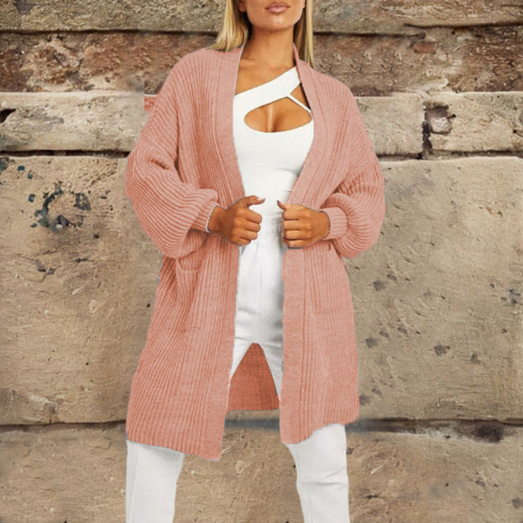 Cardigan tricot pour femmes avec décolleté en V profond et poches généreuses Chic und Stil