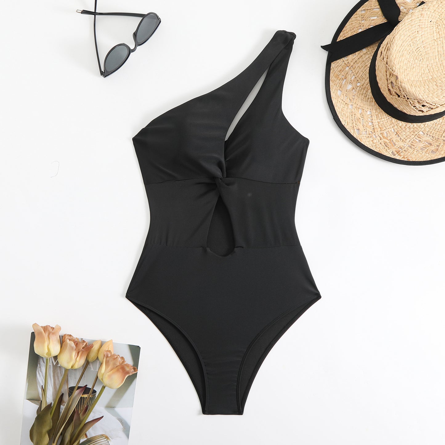 Maillot de bain une pièce pour femmes avec coupe asymétrique et détail en forme de nœud Chic und Stil