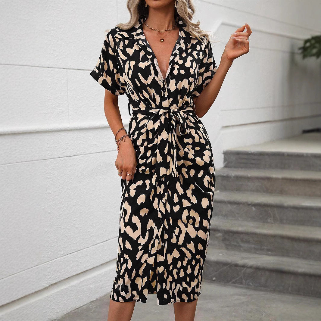 Robe portefeuille femme à détails d'élégante fente Chic und Stil