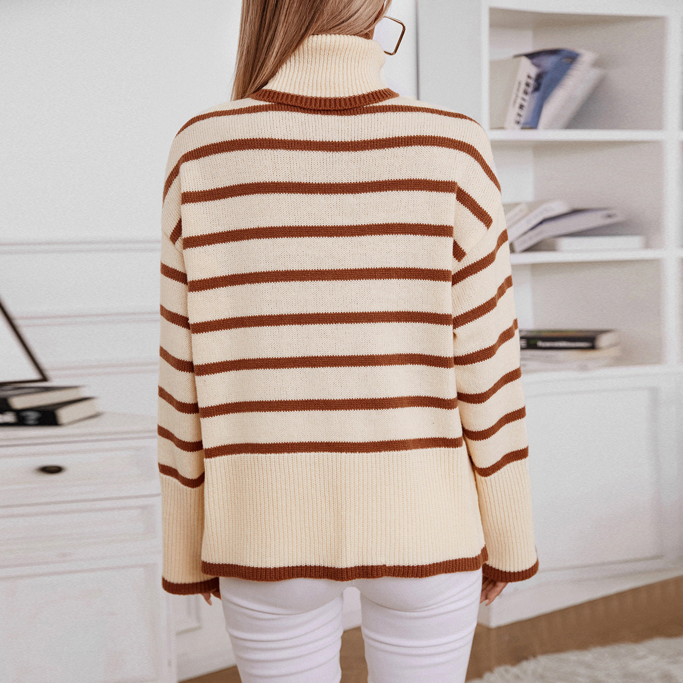 Pull col roulé féminin à rayures larges et coupe décontractée Chic und Stil