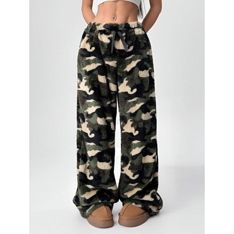 Comfortable women's pants with leopard print Chic and Style