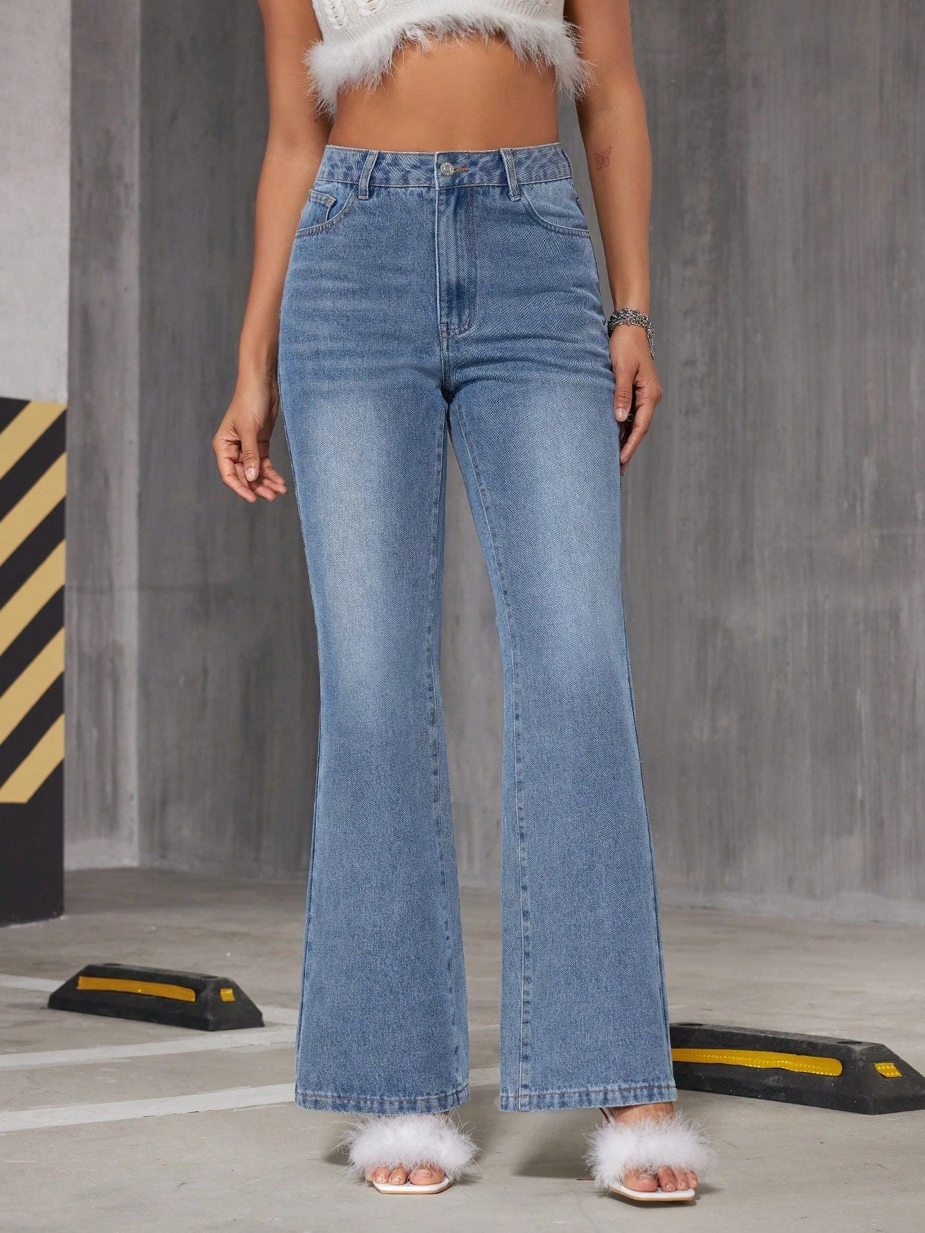 Jean femme évasé taille haute et jambe large Chic und Stil