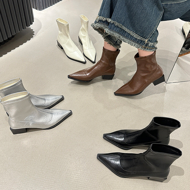 Bottes élégantes pour dames avec bout pointu et talon carré Chic und Stil
