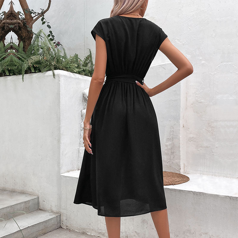 Robe midi élégante cintrée à la taille pour femmes Chic und Stil