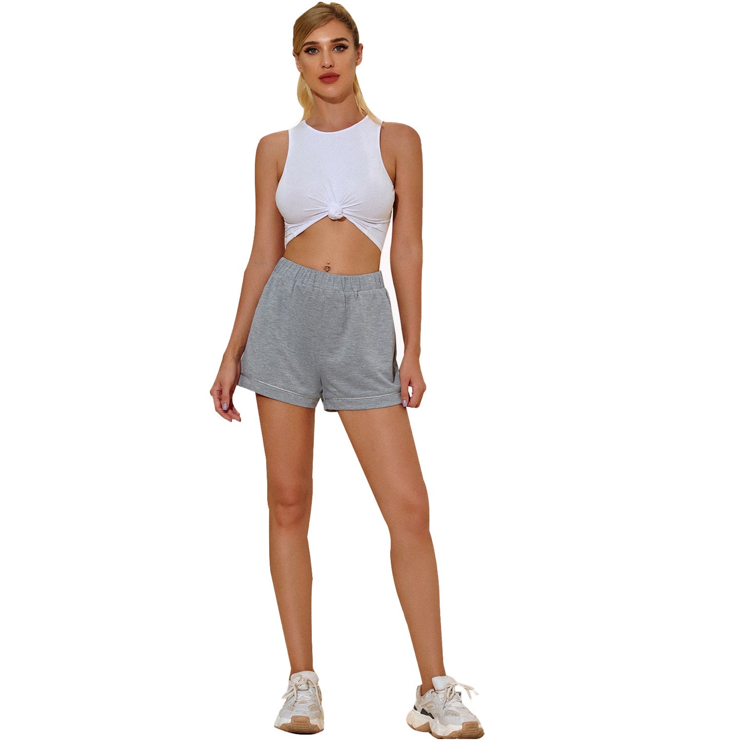 Shorts de sport pour femmes en mélange de coton léger avec taille élastique et poches latérales Chic und Stil