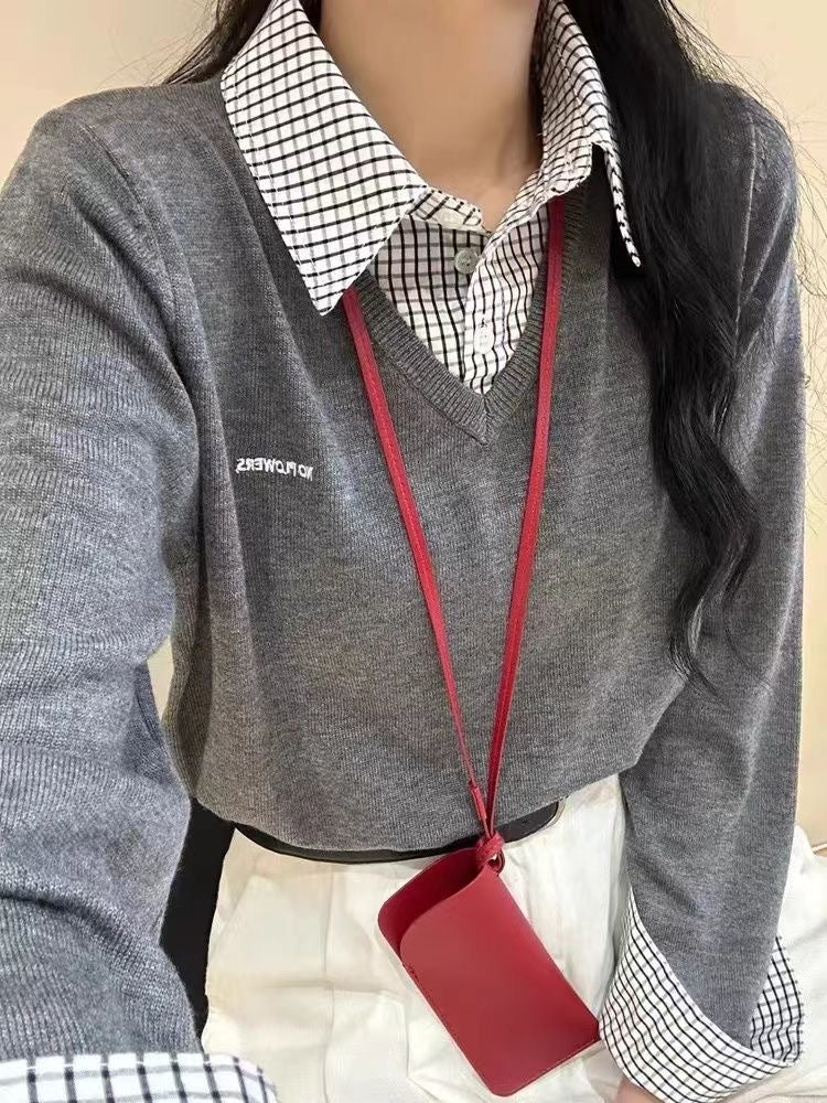 Pull V décontracté pour dames avec col chemise et design original Chic und Stil