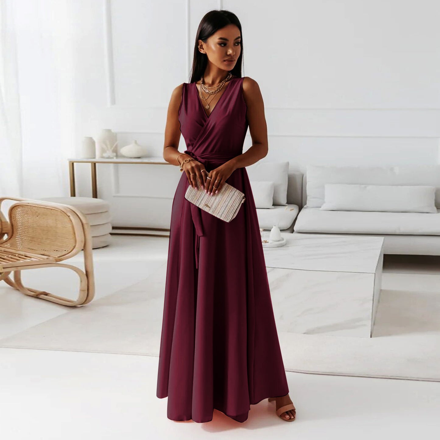 Robe maxi pour femmes avec look d'enveloppement et décolleté en V profond Chic und Stil