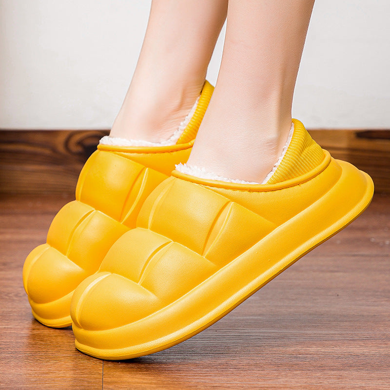 Chaussons pour femmes avec doublure douillette et semelle extérieure antidérapante Chic und Stil