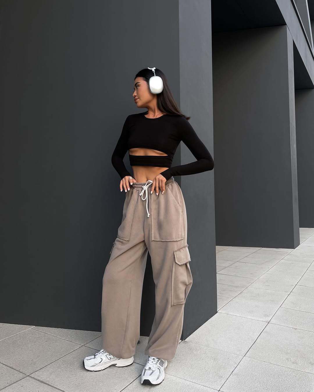 Casual cargo pants for women with a loose fit and practical pockets Chic and Style