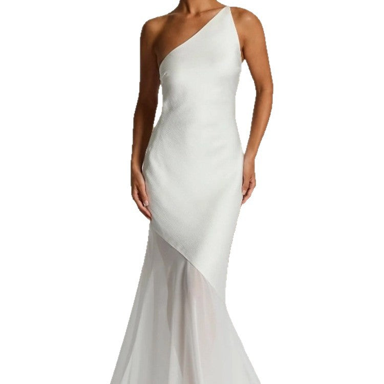 Robe maxi à une épaule pour femmes avec jupe fluide Chic und Stil