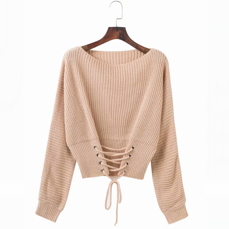 Pull femme avec décolleté dans le dos profond et détails de lacets décoratifs Chic und Stil