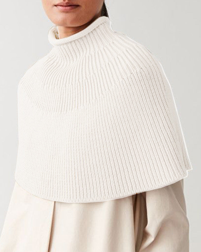 Cape en tricot pour dames avec col montant et fine structure en rib Chic und Stil