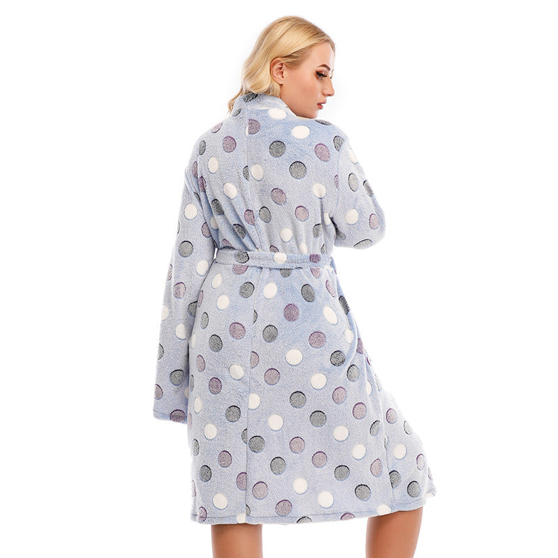 Dames Robe de nuit douillette à pois Chic und Stil