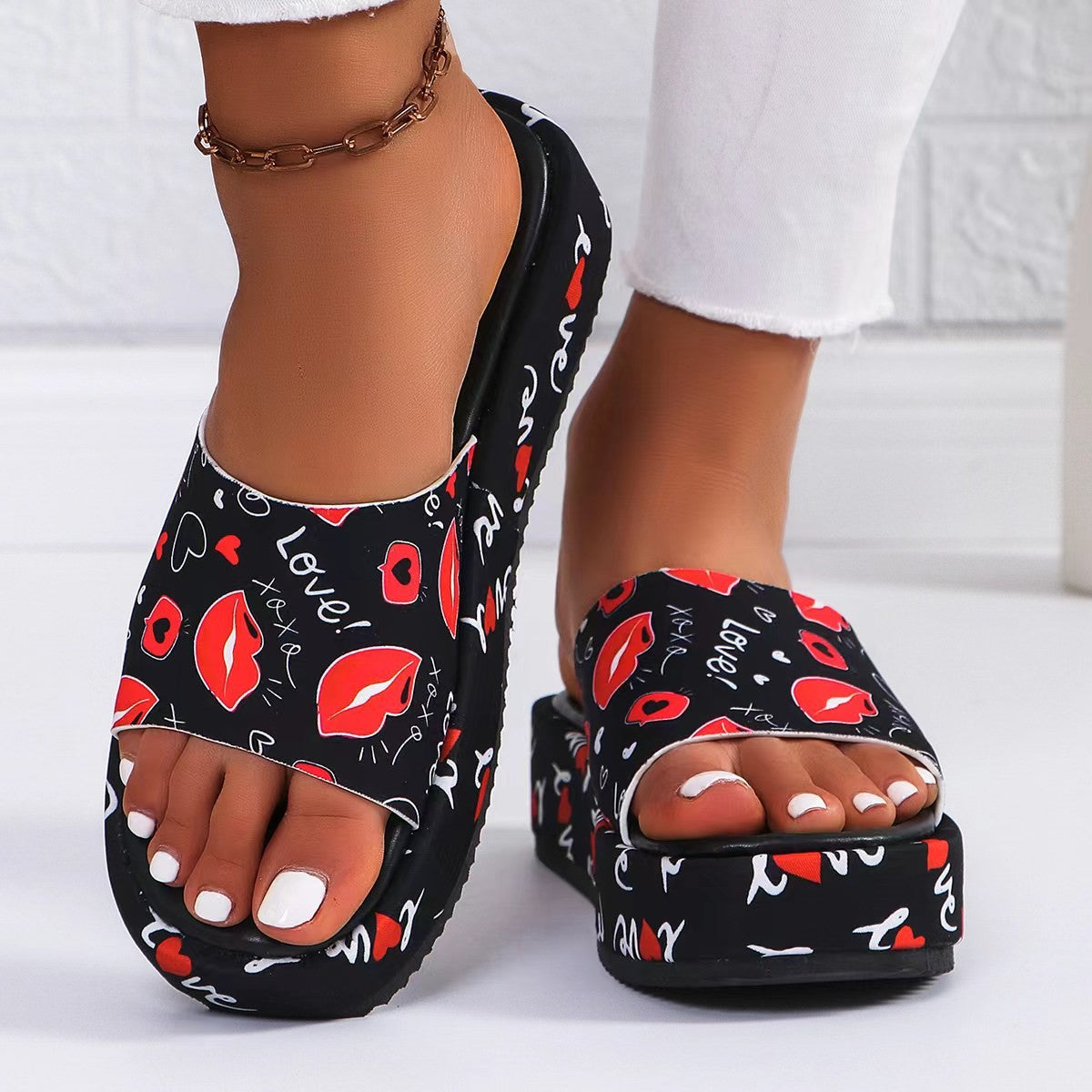 Sandales à brides pour femmes confortables avec un design de papillon à la mode Chic und Stil