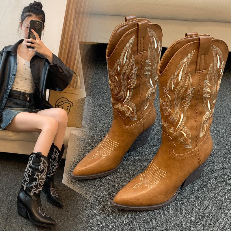 Bottes de cowboy pour femmes avec broderie élégante et design moderne à talon compensé Chic und Stil