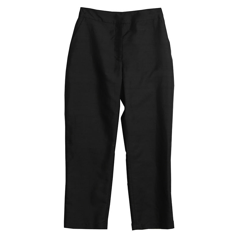 Pantalons courts ajustés pour femme Chic und Stil