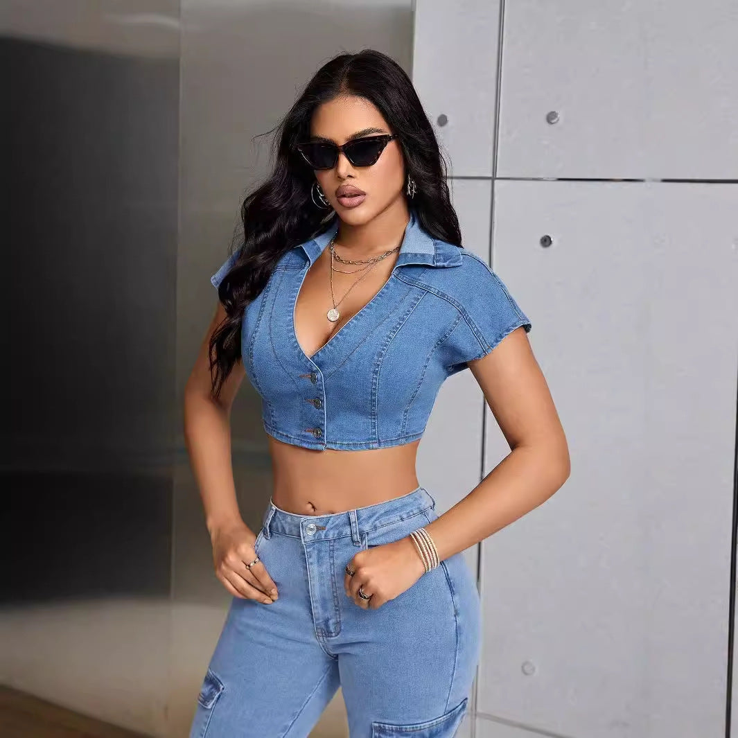 Blouse cropped pour femmes en denim avec détails de boutons et manches courtes Chic und Stil