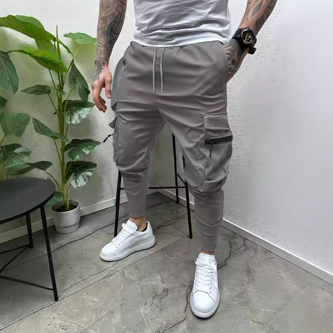 Pantalon de jogging cargo fuselé pour hommes Chic und Stil