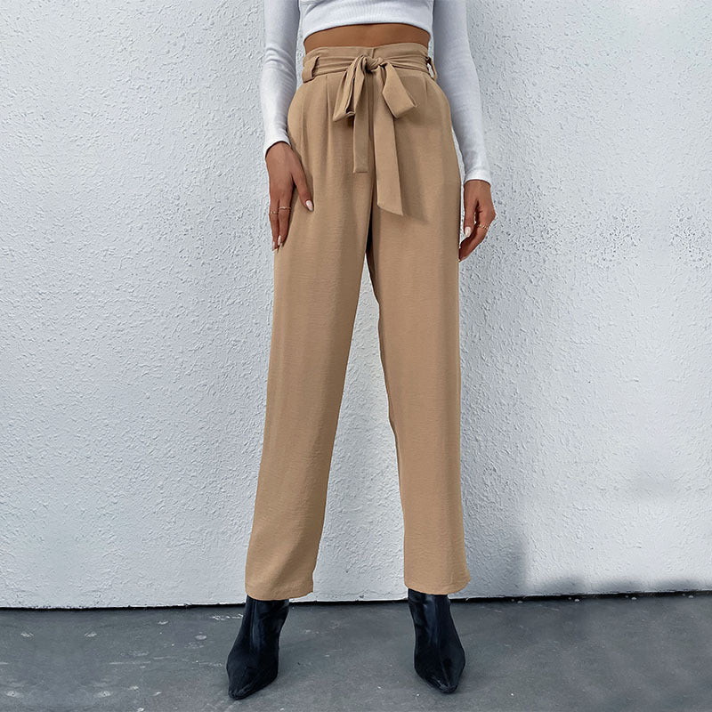 Pantalon sur mesure taille haute pour femmes avec détail nœud Chic und Stil