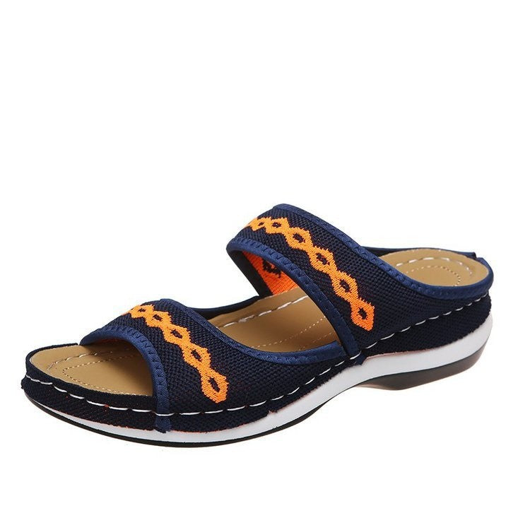 Sandales confortables pour femmes avec une bande à la mode et une surface respirante Chic und Stil