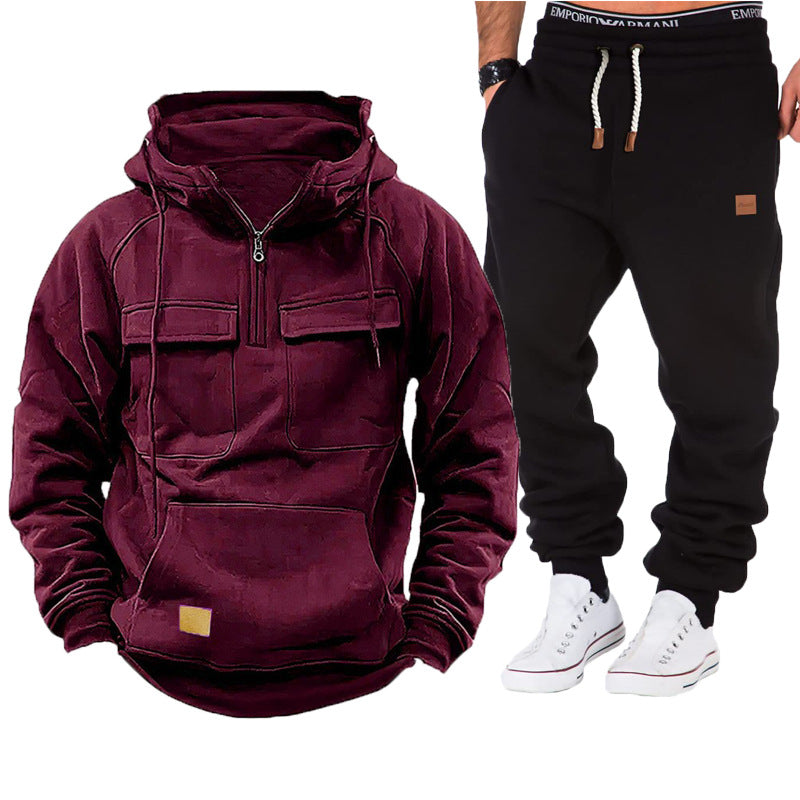 Functional hooded jacket for men with full zip and practical pockets Chic and Style