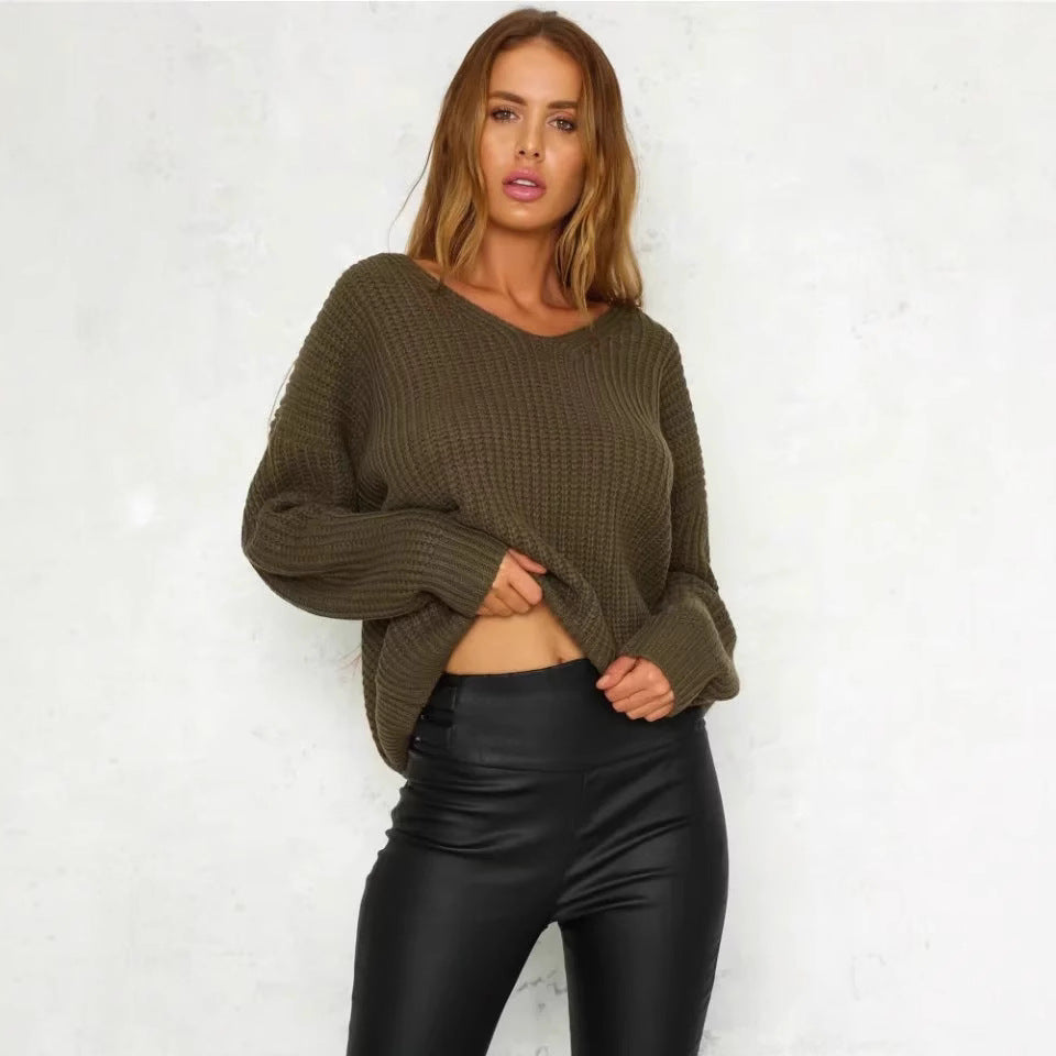 Pull-over en tricot pour femmes avec décolleté en V profond et design décoratif au dos Chic und Stil
