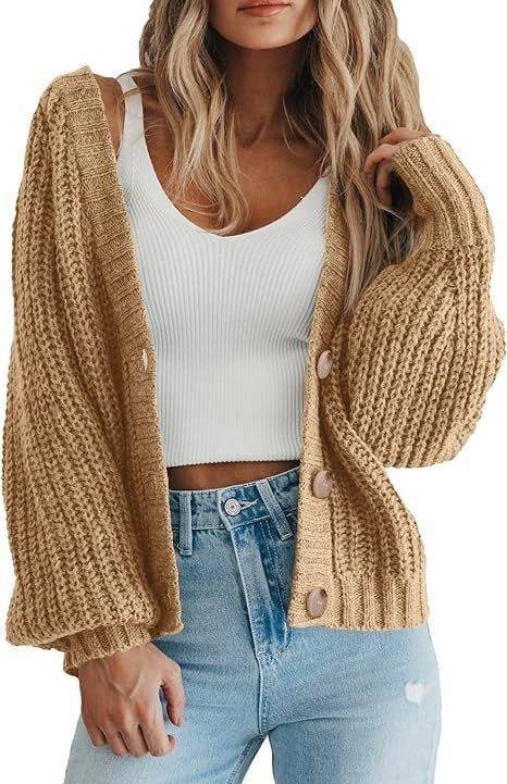Cardigan en maille épaisse pour femme avec détails en bouton et coupe ample Chic und Stil