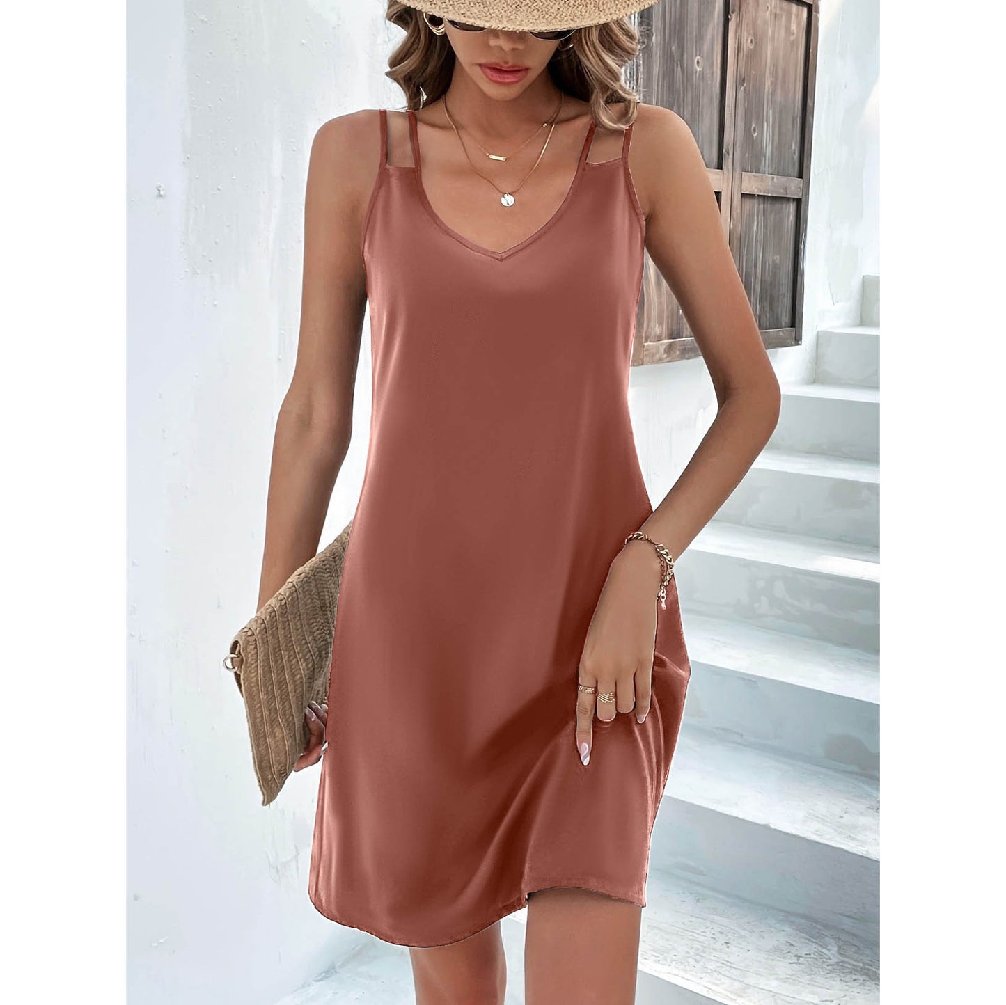 Dames Loisirs Robe Mini à Col V avec Bretelles Réglables Chic und Stil