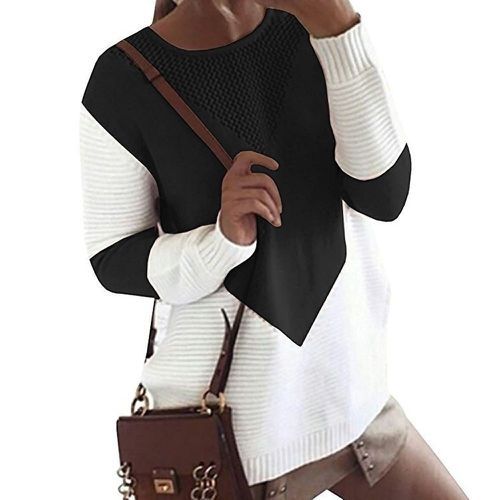 Pull-over en maille grande pour femmes avec un design géométrique moderne et une structure respirante Chic und Stil.