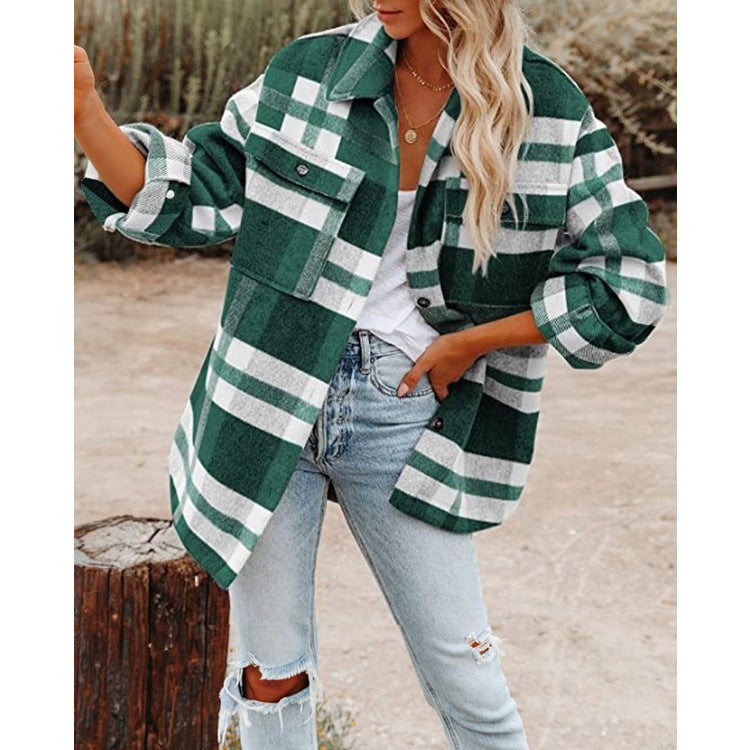 Veste chemise surdimensionnée pour dames avec motif à carreaux et poches pratiques Chic und Stil