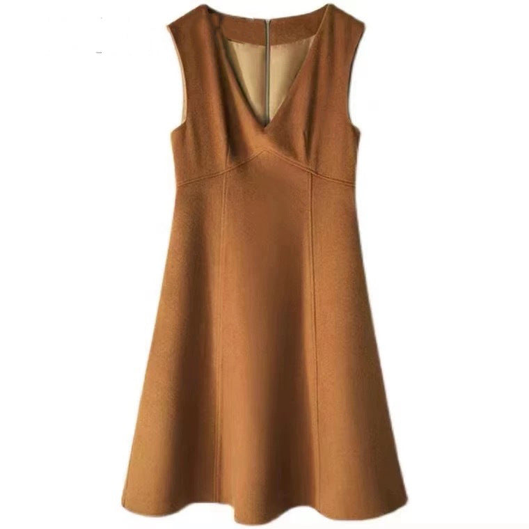 Robe midi A-line pour femmes avec design en V Chic und Stil
