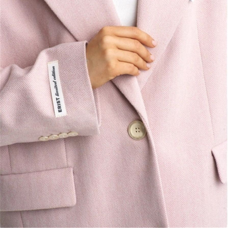 Blazer élégant pour femmes dans une coupe moderne avec des détails minimalistes Chic und Stil
