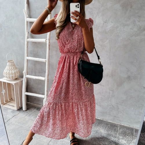 Chic and Stylish Women's Maxi Dress with Ruffle Applique