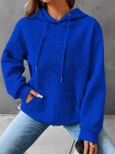 Sweat à capuche décontracté pour femmes avec surface texturée et poche kangourou pratique Chic und Stil