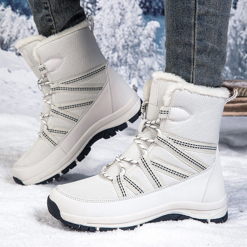 Bottes d'hiver isolées pour femmes avec semelle antidérapante et matériau supérieur respirant Chic und Stil