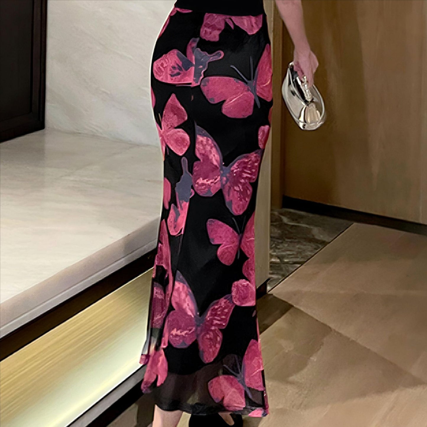Jupe maxi à imprimé papillon flottant Chic und Stil pour femmes